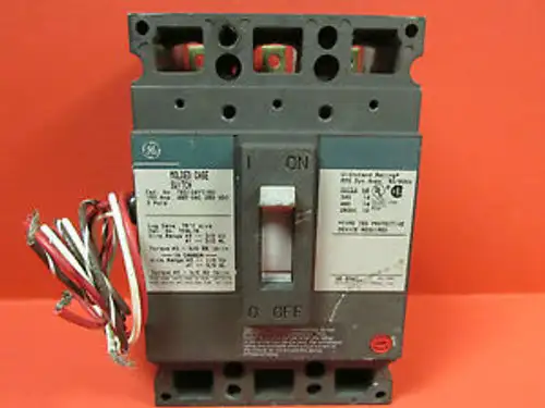 General Electric 3P. 150A. Molded Case Switch W/Aux. Switch Ted134Yt150 Vc-39