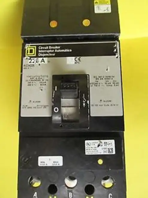 Square D 225 Amp 3 Pole Circuit Breaker Cat No. Kc34225 ........ Va-82