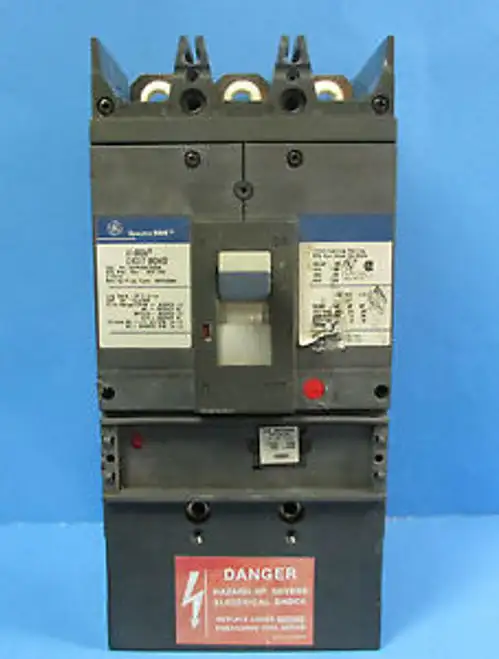 General Electric 3 Pole 400 Amp With 400 A Trip Unit Sgha36At0400 ..... Va-48