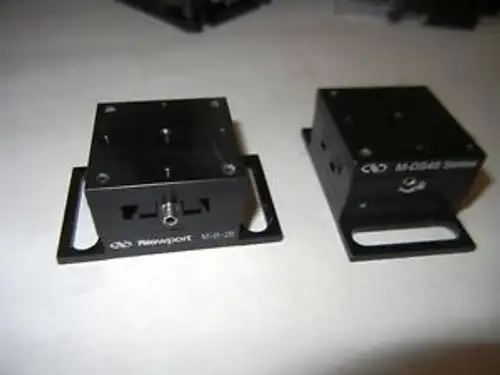 Newport Compact Dovetail Linear Stage M-DS25-X W/ M-B-2B Base Metric Lot of 2