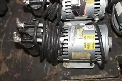 Gast 1531-107B-G557X Rotary Vane Vacuum Pump Motor