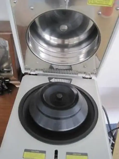 Iec Centra-M Centrifuge W Cat. No. 5708 30-Place Rotor