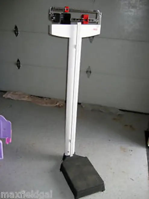 Seca 700 Mechanical Balance Beam Scale 400 Lb Capacity 58Hx17Wx22D-At Base
