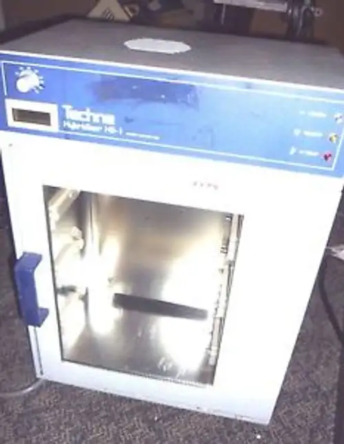 Techne Hybridization Oven Hb-1-Mod. # 24106/6 -Lot Of 2 Item # 1974A 2915 /11