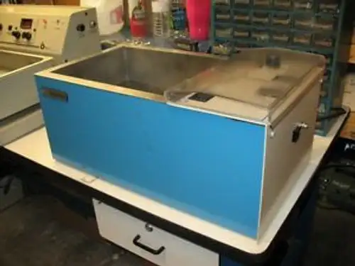 Precision Scientific Reciprocal Shaking Water Bath Model 25 66800-26