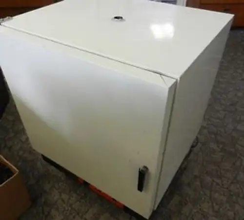 Fisher Iso Tempoven 2553-Series 2000 Powers On-Heats Well