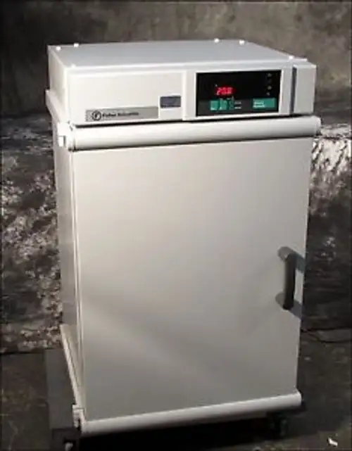 Fisher Scientific 11-690-650D Isotemp 650D 5-Cu Ft Stackable Incubator
