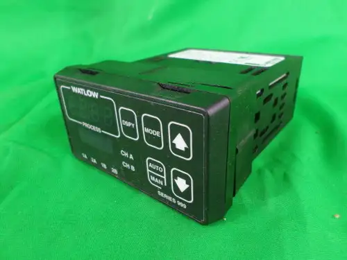 Watlow 999D-22CF-MCGR Mehrkanalregler