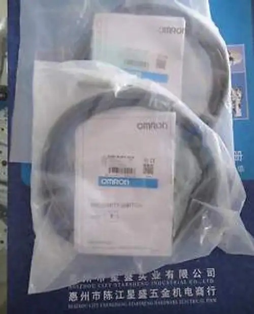 Détecteur de proximité Omron E2E-X2D1-N-Z