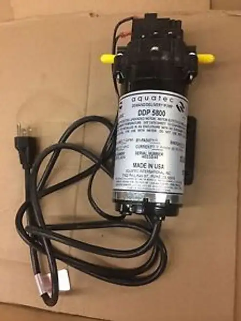 Aquatec 5851-7E12-J574 0.7 Gpm 60 Psi 3/8 Inch Jg 120V Delivery/Demand Pump.