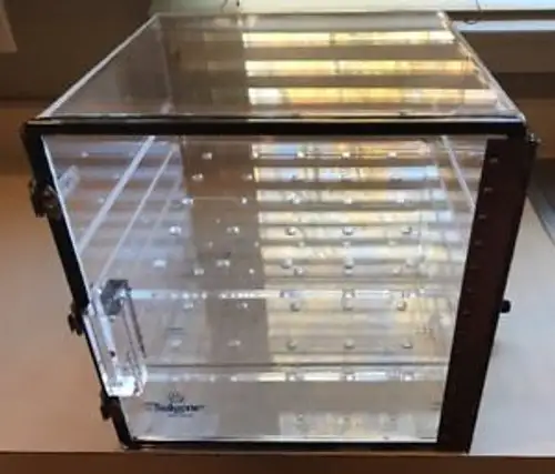 Nalgene Acrylic 11-1/2 X 11-1/2 Adjustable 2-Shelf Desiccator 5317-5317