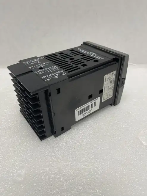 Controllore Honeywell DC3500-CE-1A00-211-00000-E0-0 UDC3500