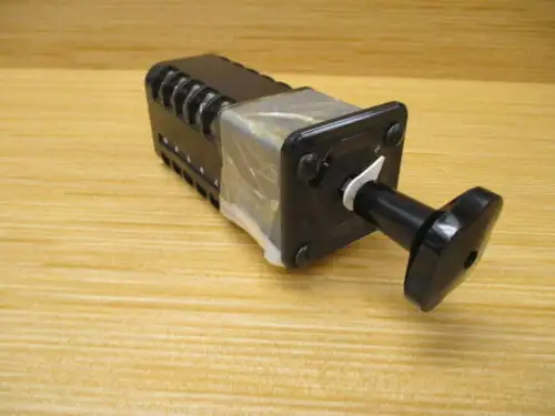 General Electric 10Aa054 Ge Control Switch 16Sbm10Aa054
