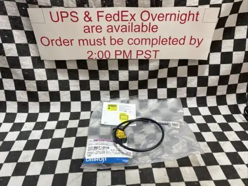 Omron Sensor Through-Beam E3Z-Lt81-S0Scl-P2-2 E3Z-Lt81-S0Scw-P2-2