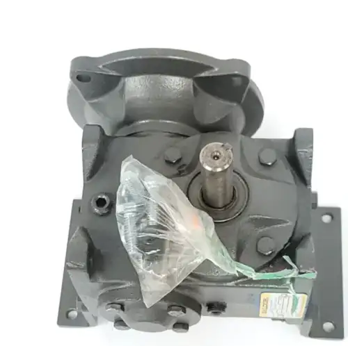 Nuevo Baldor Svf-175-25-A-D Reductor de engranaje simple .550Hp 25:1 Gr0007A001 Svf17525Ad