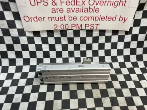 Smc Mxq16L-100C Mxq16L100C Mxq Guided Cylinder
