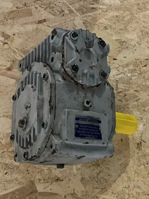 Renold Limited R117616/3 Right Angle Gear 39:1