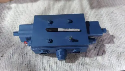 New Rexroth M6-4043-30/1M6-22H Cnh 48060924 R901458999 Valve