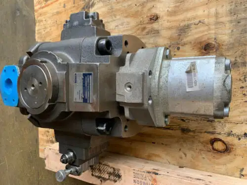 Bosch Pump: Vpv100 0513R15A7 Vpv100Sm2 1Hzb04P1 With