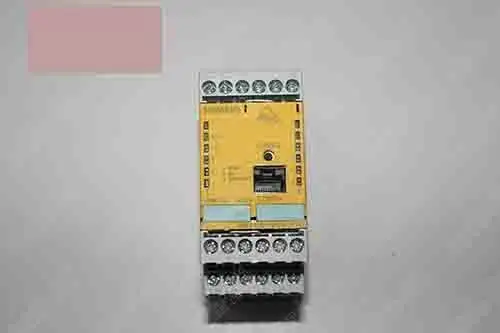 Siemens 3Rk1105-1Be04-2Ca0