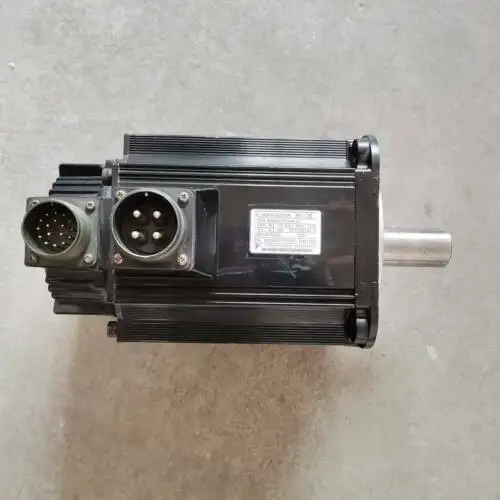 Yaskawa Sgms-15A6Abcg Servo Motor