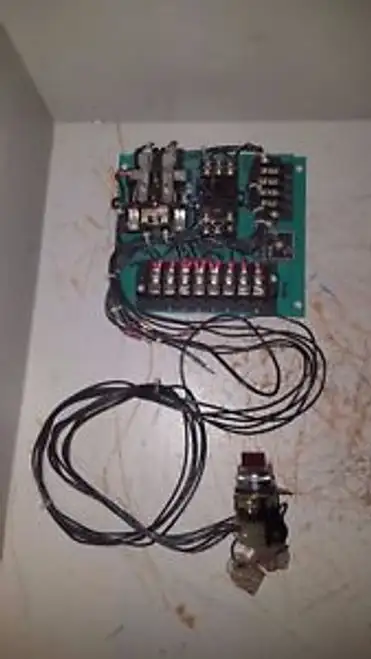 Onan Selector Switch Panel W/ Broken Switch 300-2683