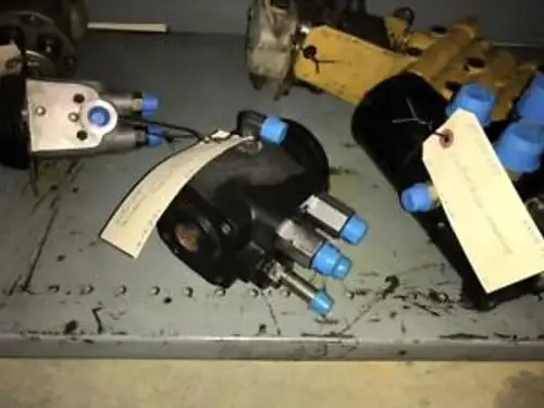 1630059 430D 430D #1 - Pump Grp - Metering And Steering