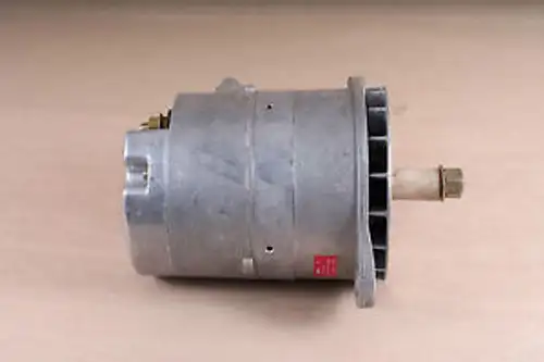 New - Robert Bosch Alternator 0-122-469-004
