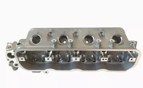 11101-76075-71 4Y Cylinder Head Toyota Forklift