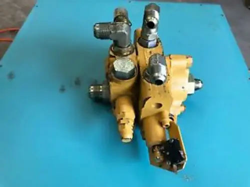 P T Prime Mover Rc-40B Mast Control Valve Husco F93R557 905074 5000-A119B