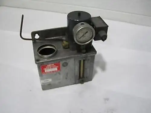 Omega Centralized Lubrication System G0-3Hs3/C-3A No.8849 W/Oriental Ind. Motor