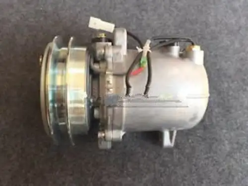 Air Conditioning Compressor For Komatsu Pc300-6 Pc120-6/4D95