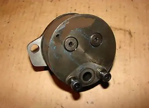 Sba140016022 Pompe à huile moteur Ford 1700