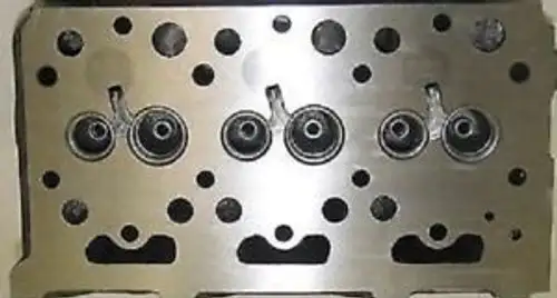 D1402 Bare Cylinder Head For Kubota D1402 L2202 L2202Dt L24O2 L2402Dt