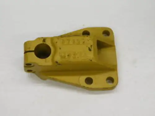 8Y1388 Cat Caterpillar Bracket Assem. D6H / D7H -