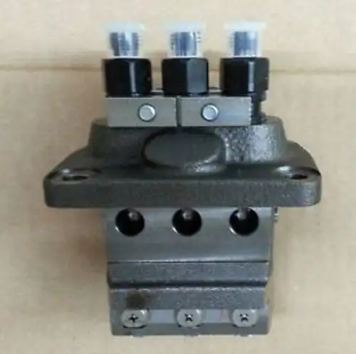 Nouvelle pompe à injection Kubota D1503 1G702-51010