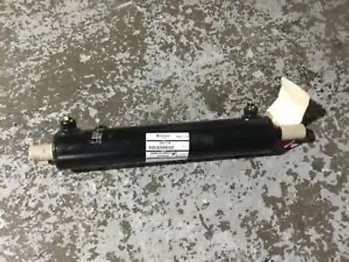 Manitowoc Crane Care Steering Cylinder 03011139 Dz 60 28-300-215660.1 Weber