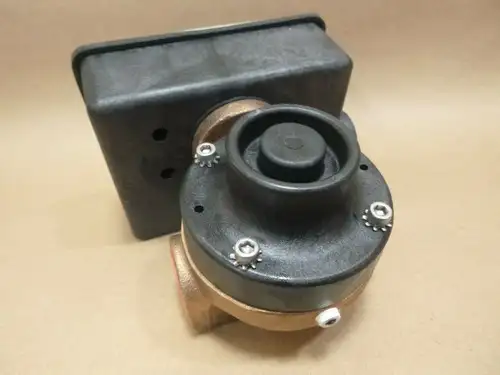 Universal Flow Monitors Bsb5Gm-6-32V1.0-A1Nu-3U 4W 1/2Hp Type 12-13 3/4" Npt