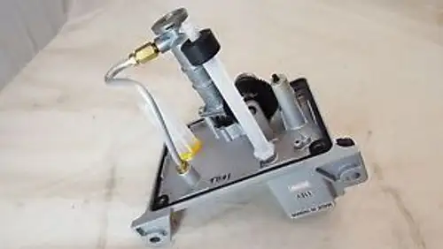 Trico PE-1202-03-220 220v Central Lubrication Automatic Cyclic Pump 2L Reservior