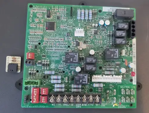 Carrier Bryant HK42FZ022 control board CEPL130456-01 CEBD430456-10A