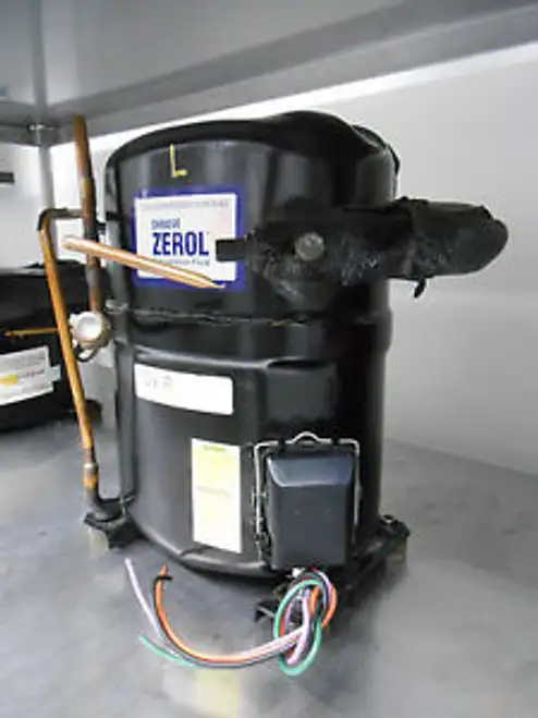 BRISTOL P/N 702225-04-0765 MOD. L1NB352EBCB 3/4HP COMPRESSOR