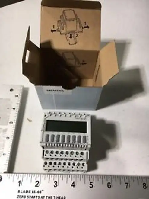 SIEMENS TXM1.8U-ML 8 UNIV I/O MODULE W/ OVD&LCD