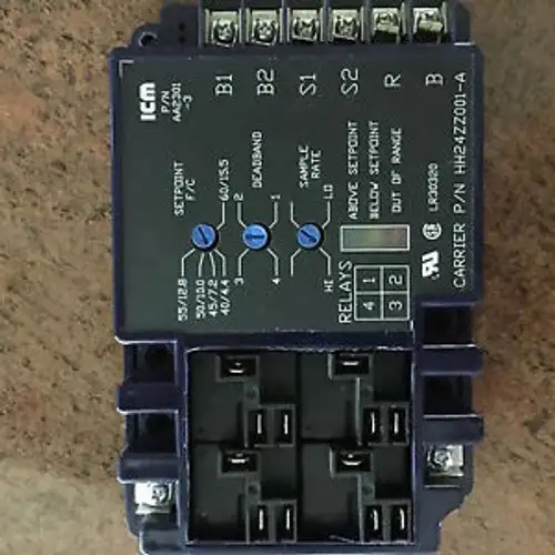 Carrier P/N HH24ZZ001-A Temp Controller
