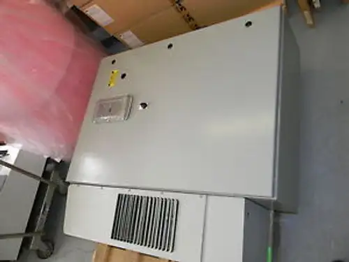 SCE-42EL3012LP Enclosure w Thermal Edge AC Unit NE03048604