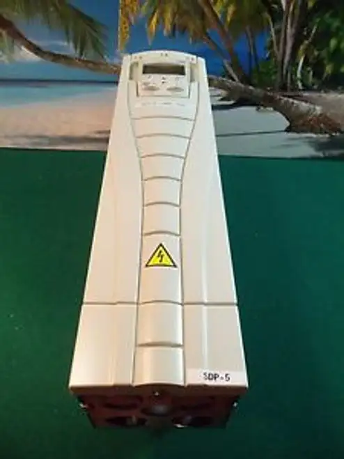 ABB ACH550 15HP DRIVE FROM ABB INDUSTRIAL SYSTEMS P/N ACH550-UH-023A-4 V3.00F
