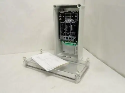 Hansen LB3-115 Vari-level Controller 115 Volt 3-Relay 20 inch probe