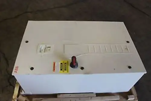 NEW ABB 125HP FREQUENCY DRIVE ACX550-UO-157A ACH550-PDR-157A-4