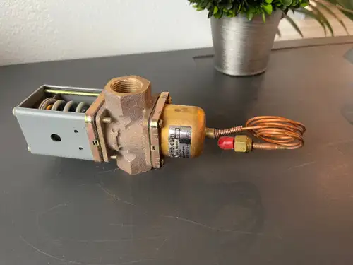 Johnson Controls V46NC-2C Reverse Acting Valve