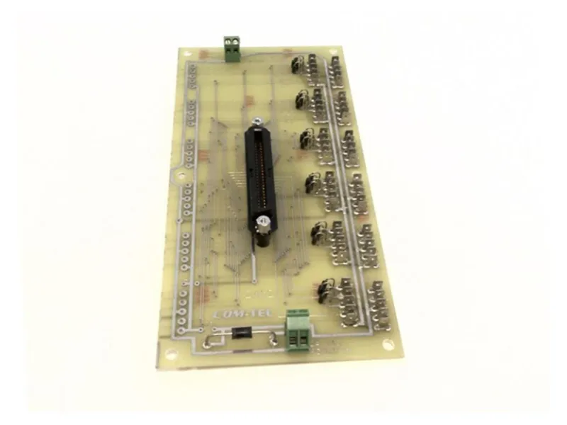 PLC/add-on deska 2402 od COMTECH INC