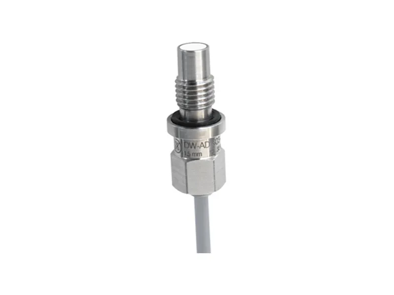 CONTRINEX DW-AD-503-P8 電感式傳感器